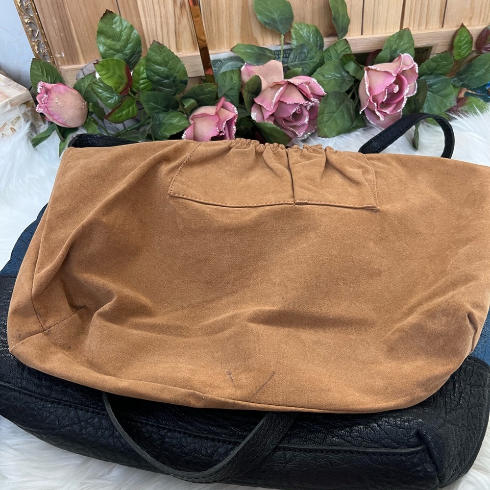 Patricia Nash Distressed Leather Tote in Black & Navy Color - Picture 7 of 8